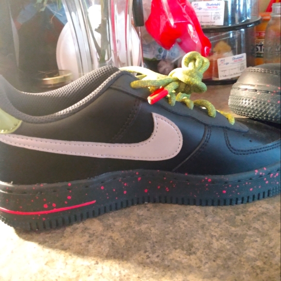 Air force ones - Picture 2 of 2